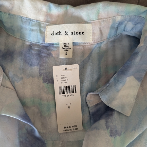 Cloth & Stone NWT multi colored blue blouse Small - Picture 9 of 11